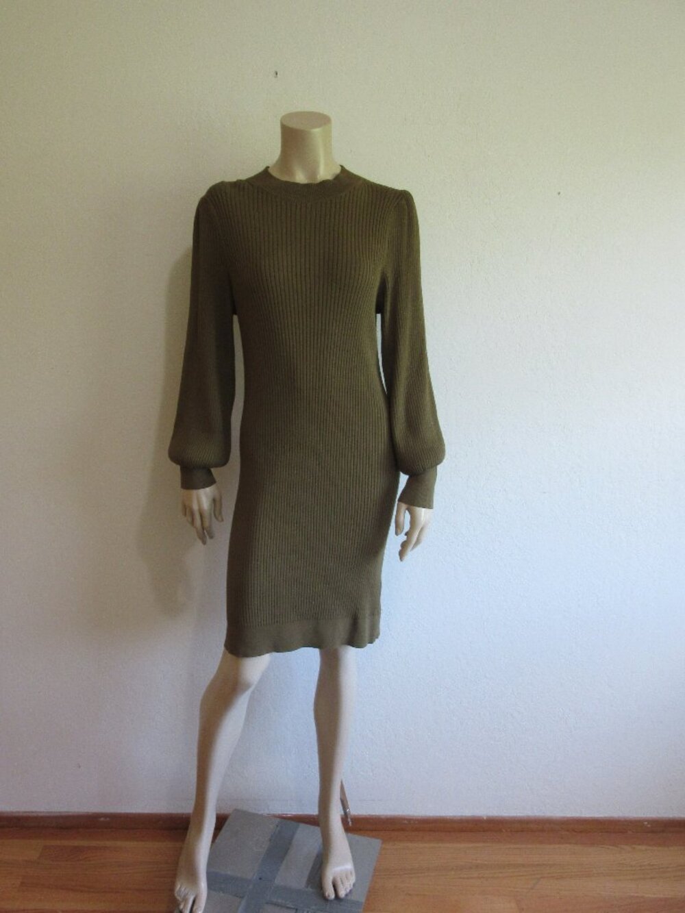 BANANA REPUBLIC Green Ribbed Bodycon Long Sleeve M Dress
